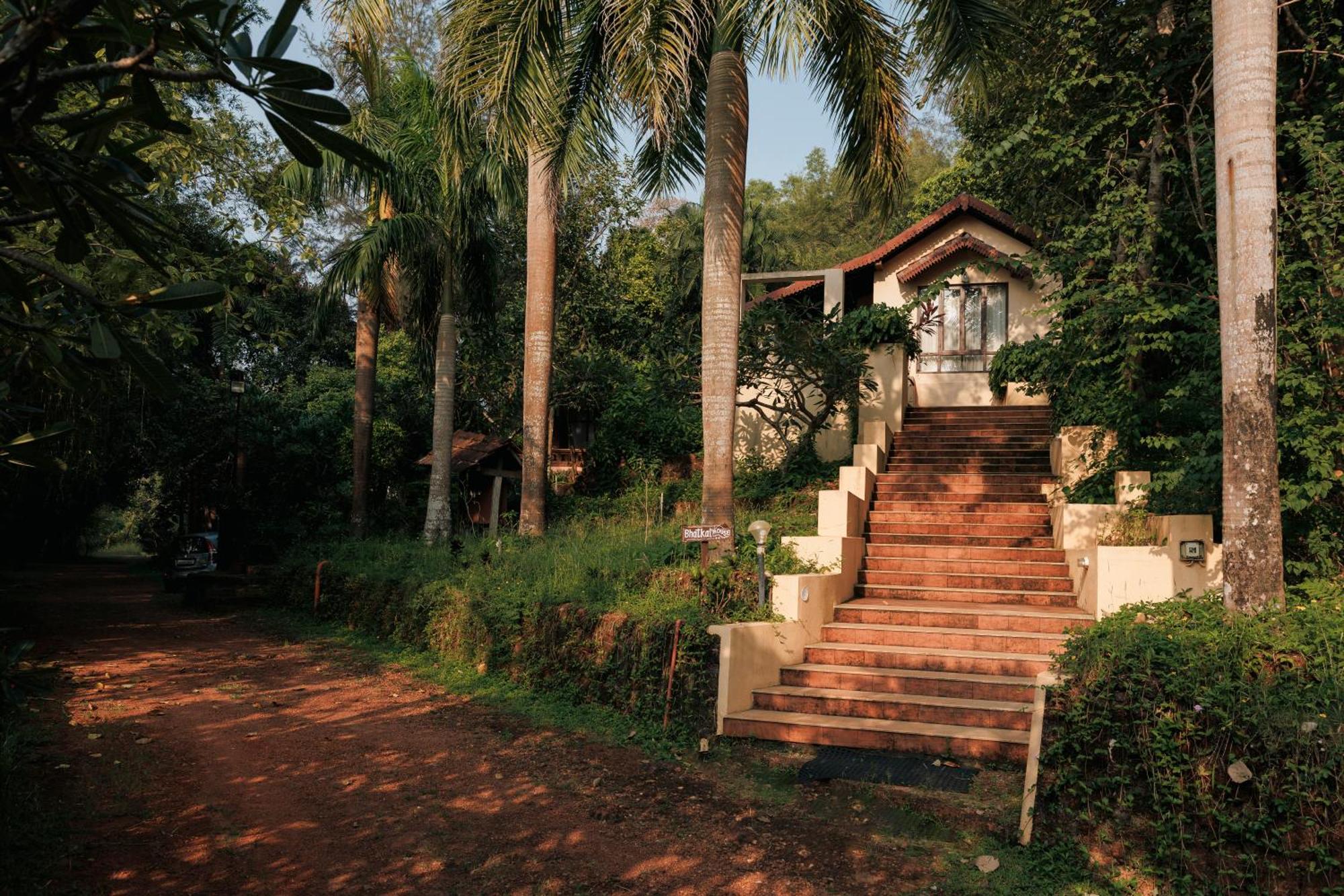 Sai Vishram Beach Resort Bainduru المظهر الخارجي الصورة